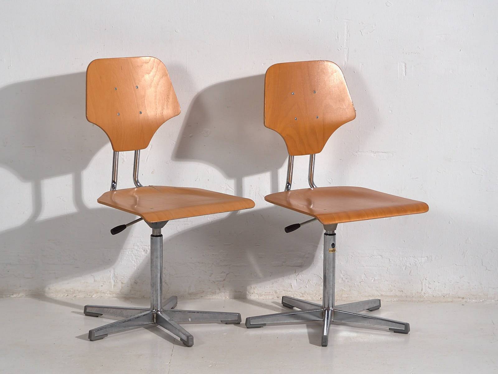 Vintage swivel chairs (c.1950). Set of 4 pieces