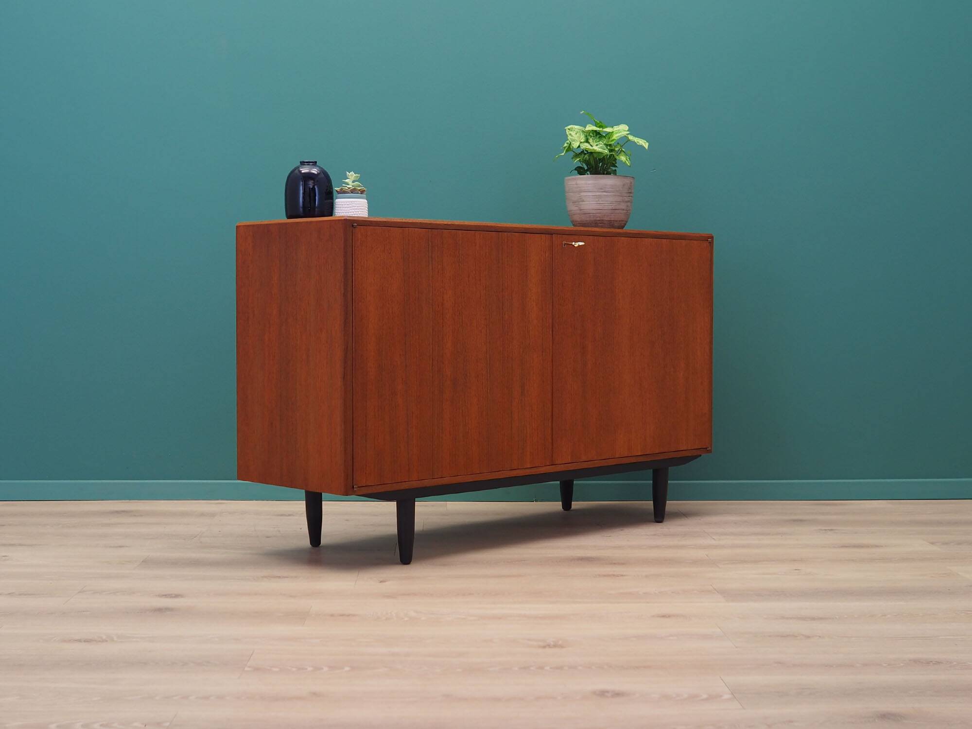 Teak cabinet, Scandinavian design, 1960s, designer: Bertil Fridhagen, manuf