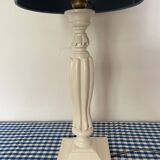 Lampe en bois sculpté Blanc d’Ivoire