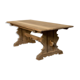 Monastery-style table