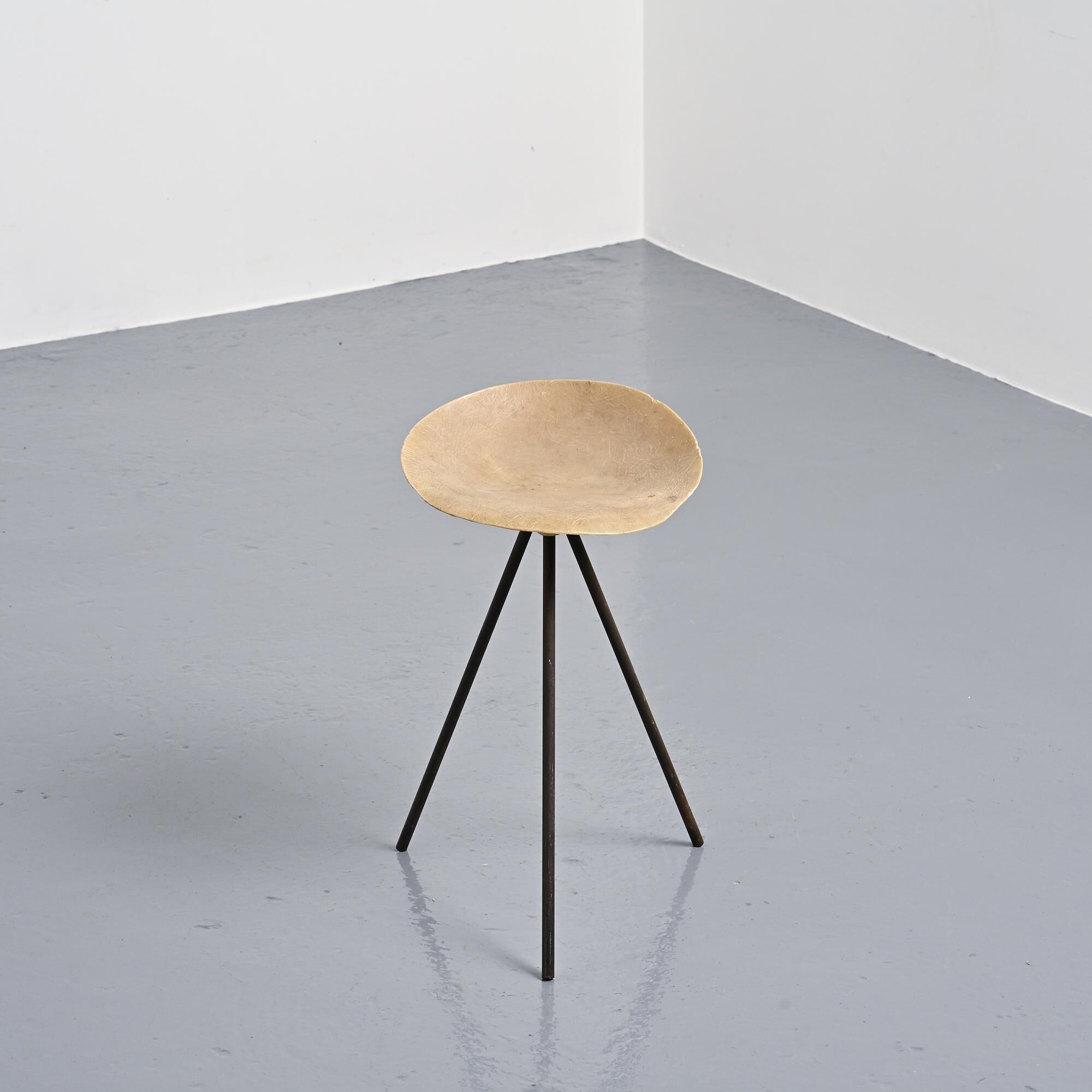 Tabouret en fibre de verre par Jean-Raymond Picard, vers 1955