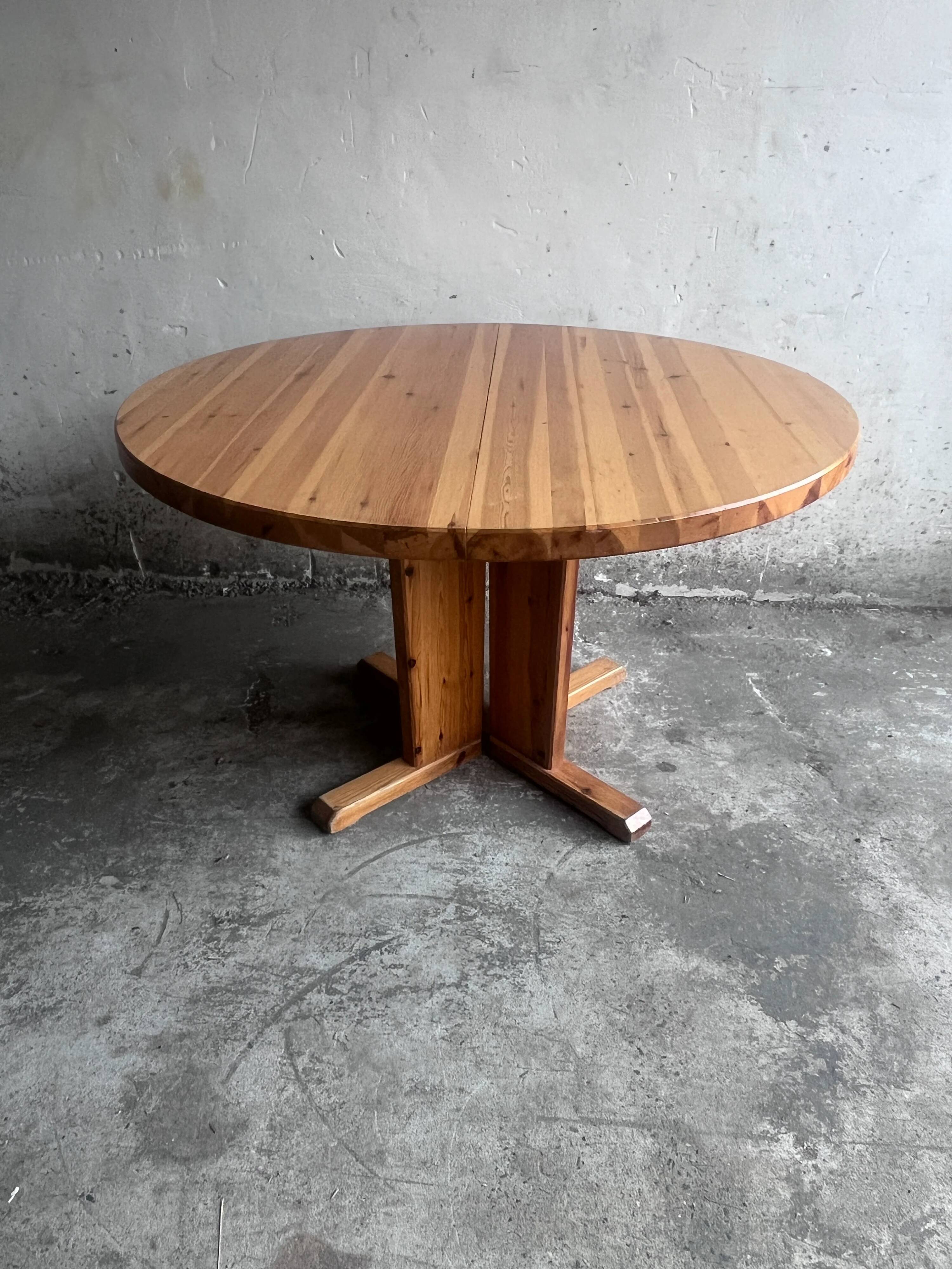 Table à manger extensible en pin massif, Scandinavie, années 1970