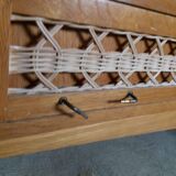 Commode vintage en rotin pieds compas
