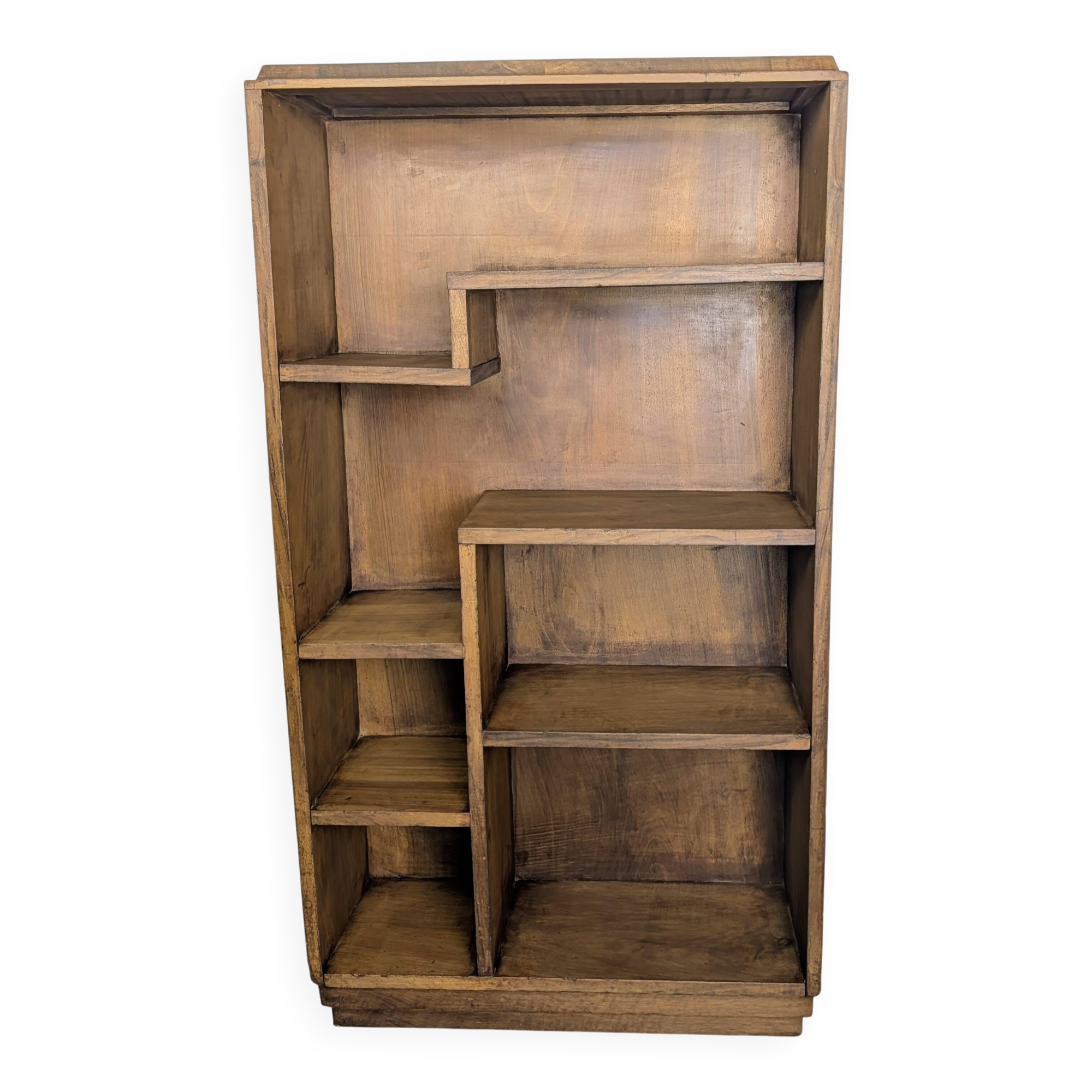 Asymmetrical Art Deco bookshelf