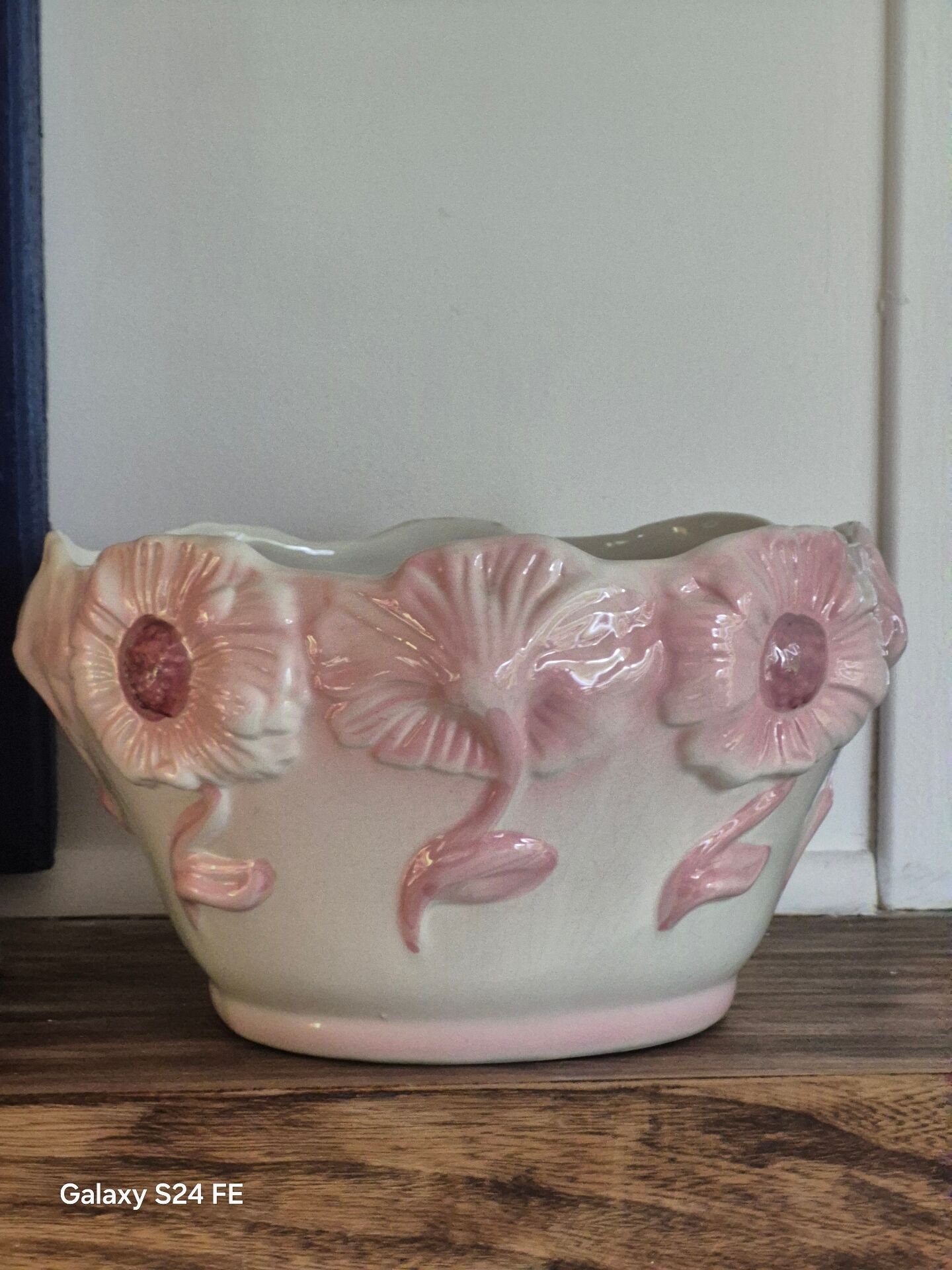 Flower pot