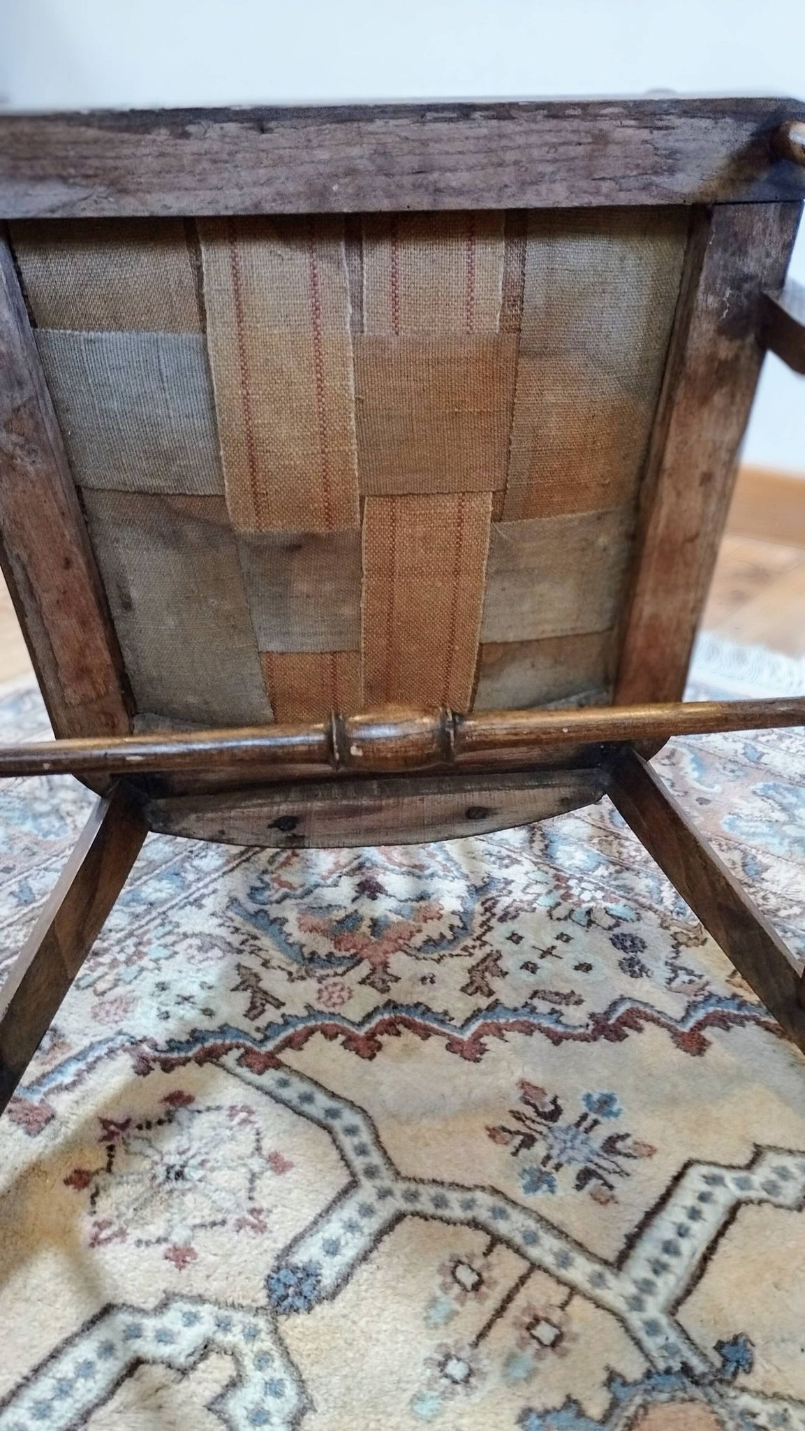 1900s Arts and Crafts style tapered wingback armchair