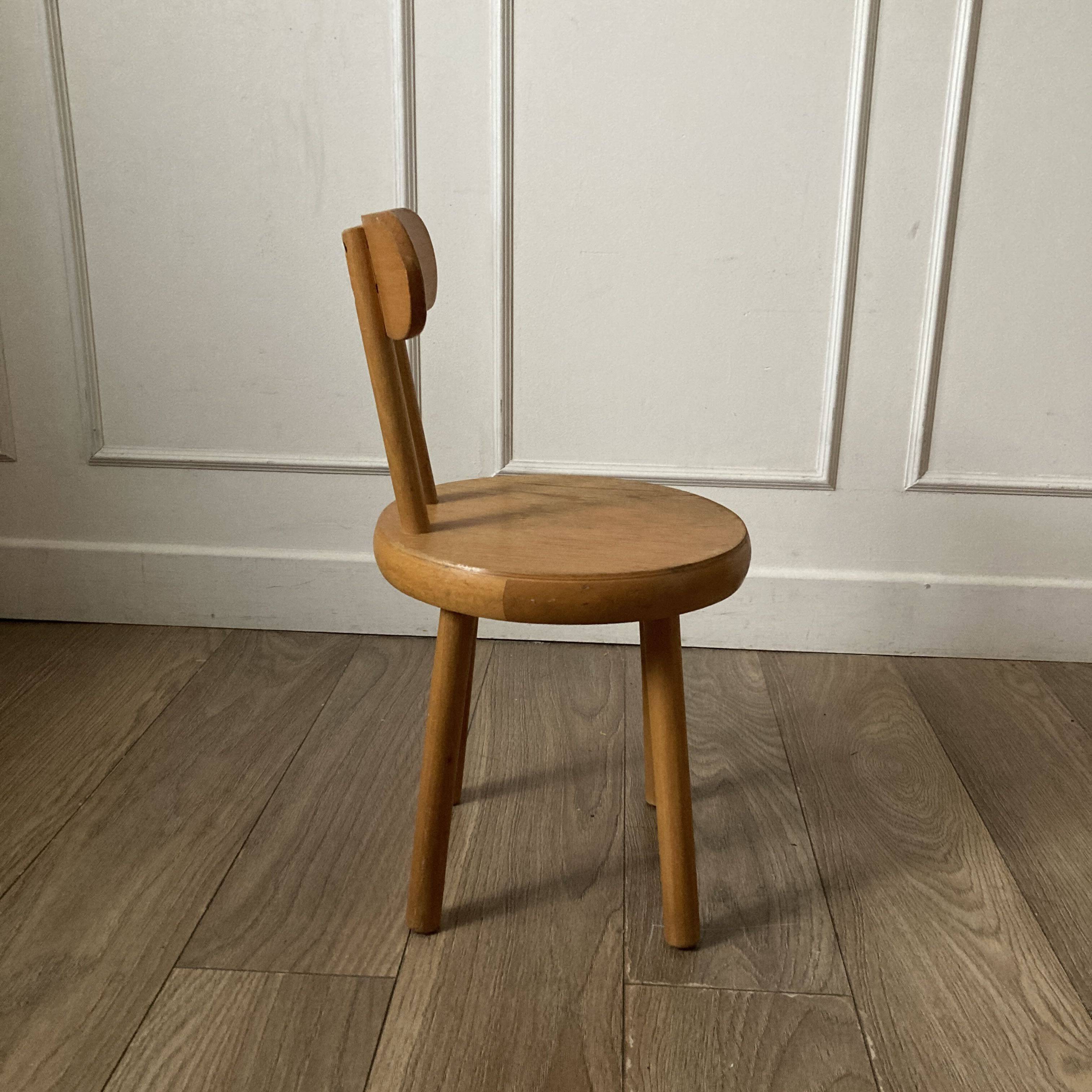 All-wooden children's chair