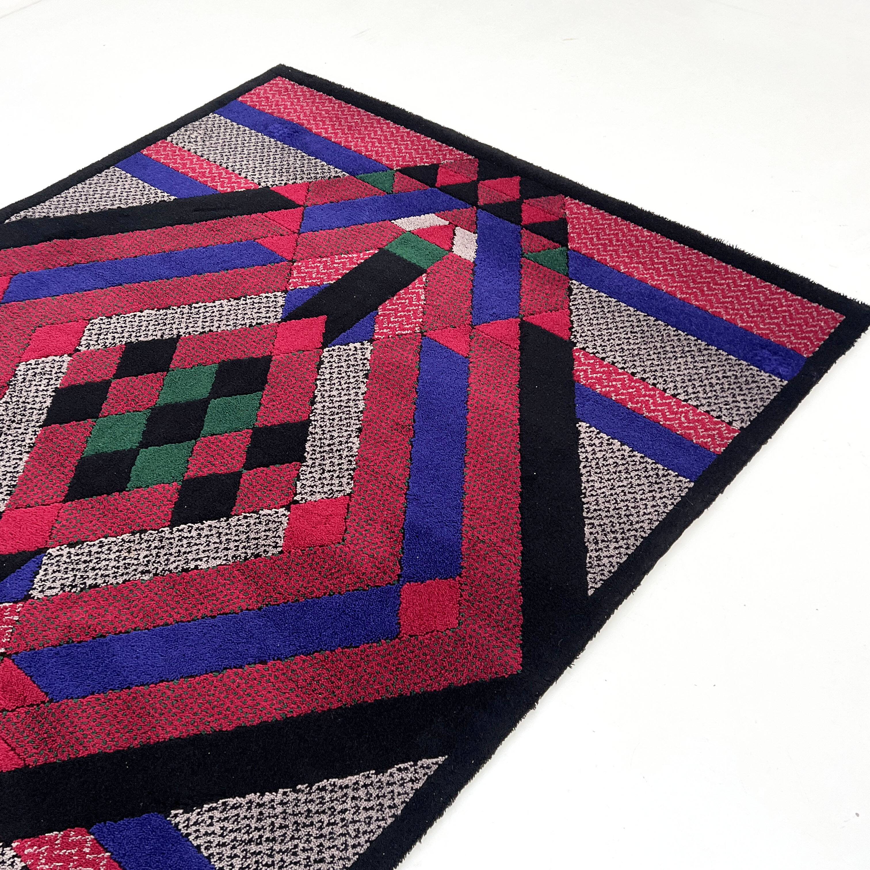 Large geometric rug by Gianni Erba for Trend, 1980.