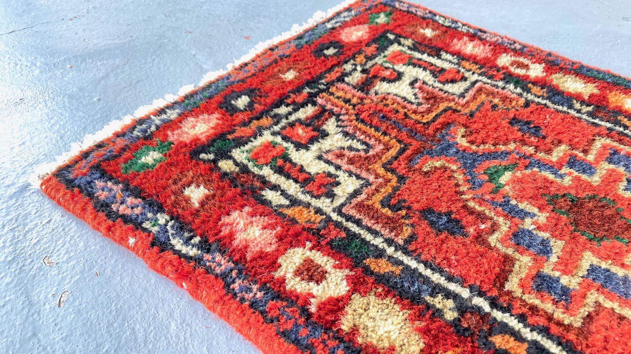 tapis velouré oriental vintage - 40cm x 62cm