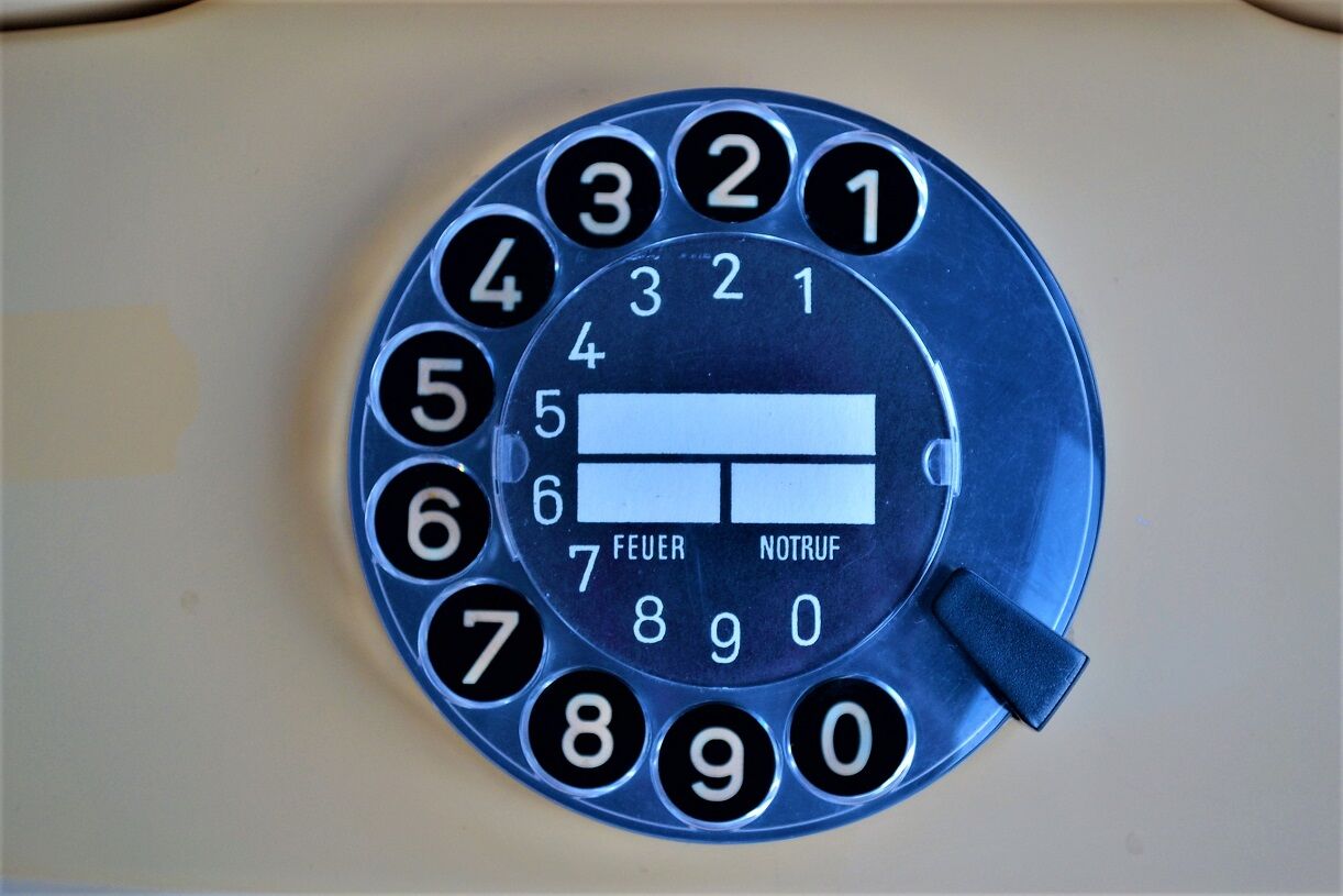 German phone with vintage dial of the 80s