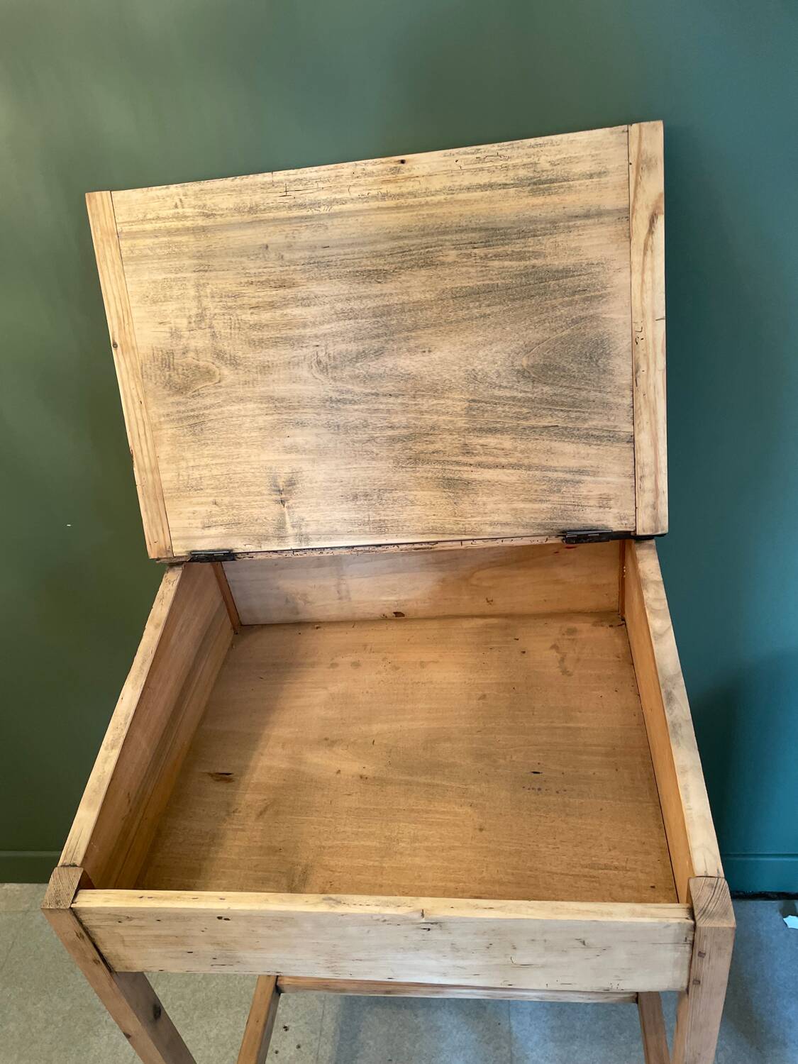 Desk and high chair set