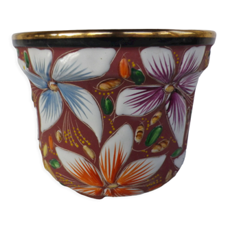 Cache pot becquet