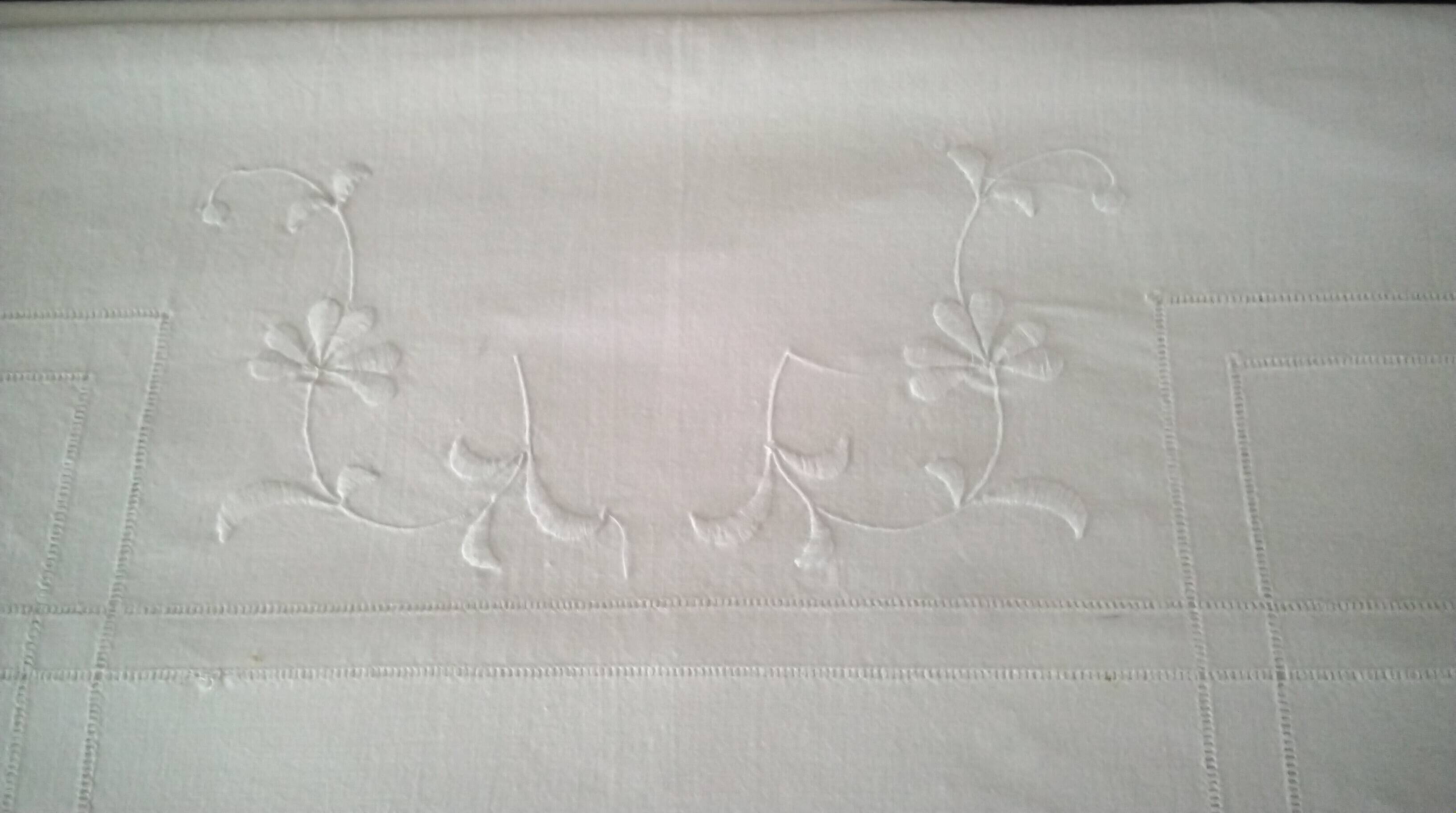 White cotton sheet with embroidery and cutwork 2.25 x 3.05 m