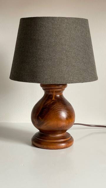 Solid wood vintage country style lamp