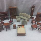 Lot ancien 18 meubles bois miniatures maison poupee dinette de maitrise tbe