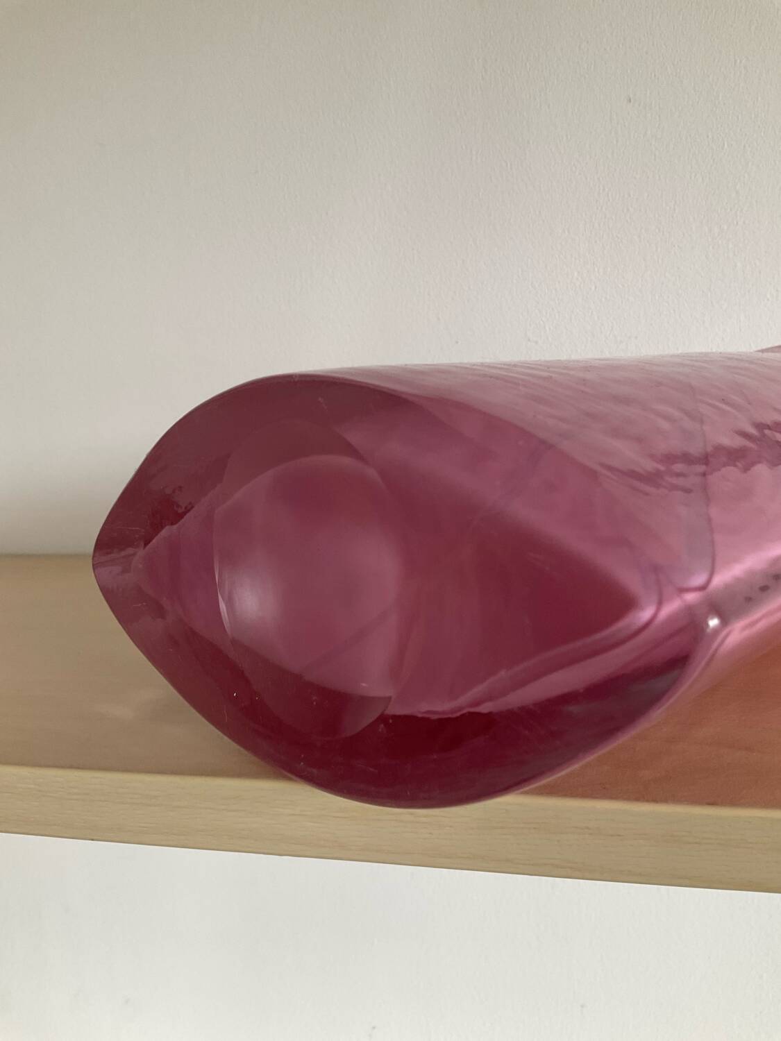 Vintage pink glass paste vase