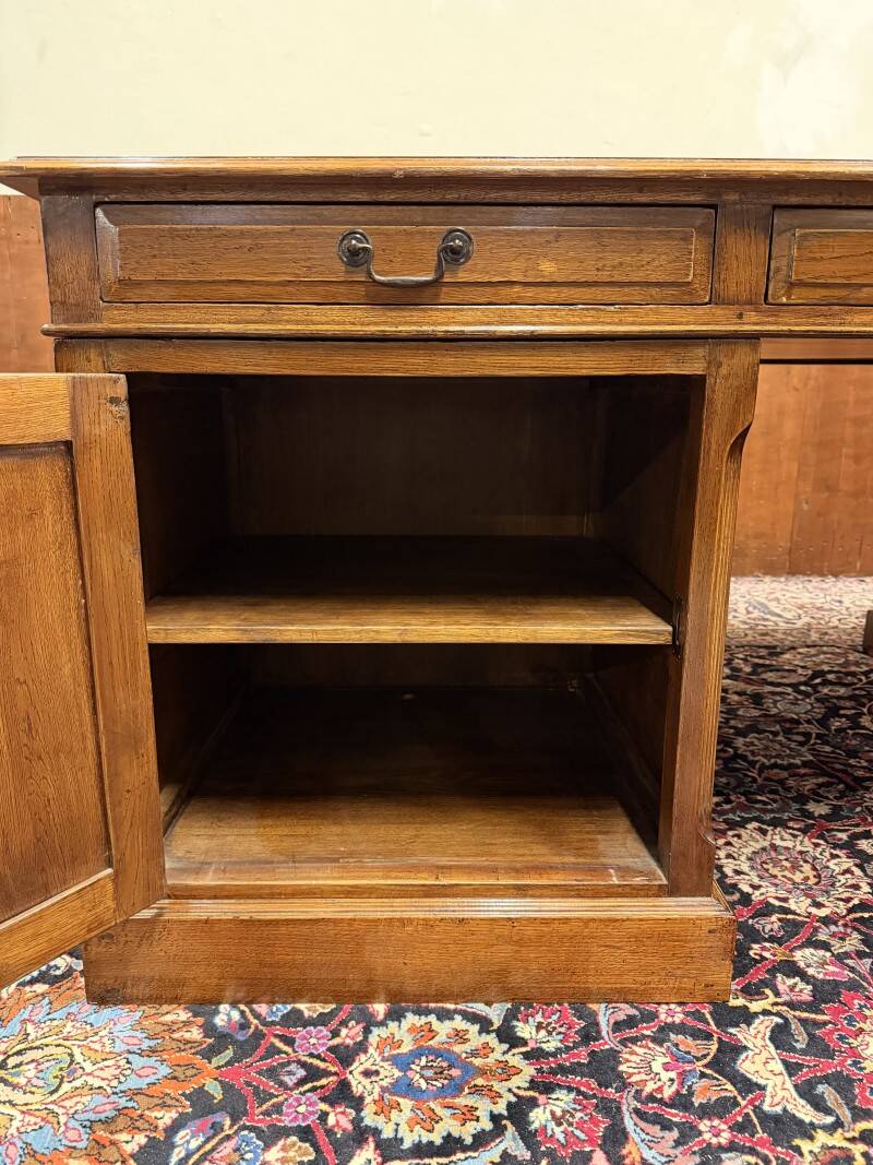 Large English Eichholtz Desk Partnerdesk