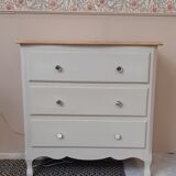 Wood and clay chest of drawers