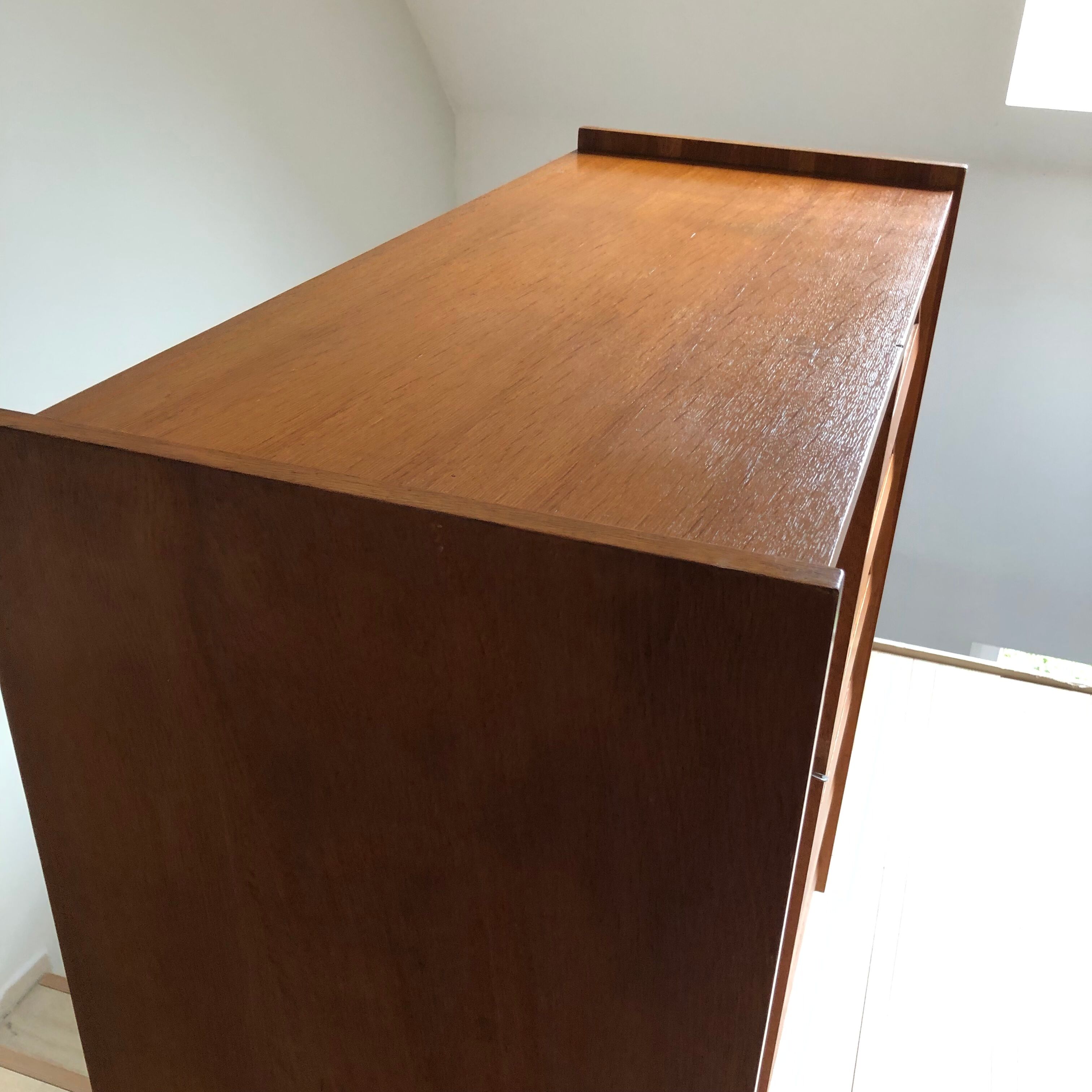 Wood and rattan chest of drawers