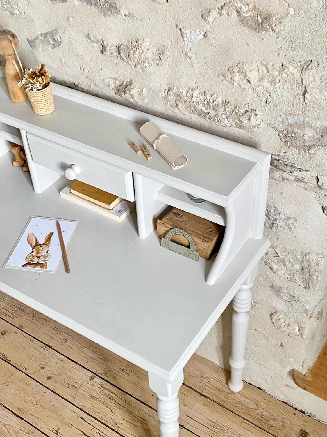 Child's desk