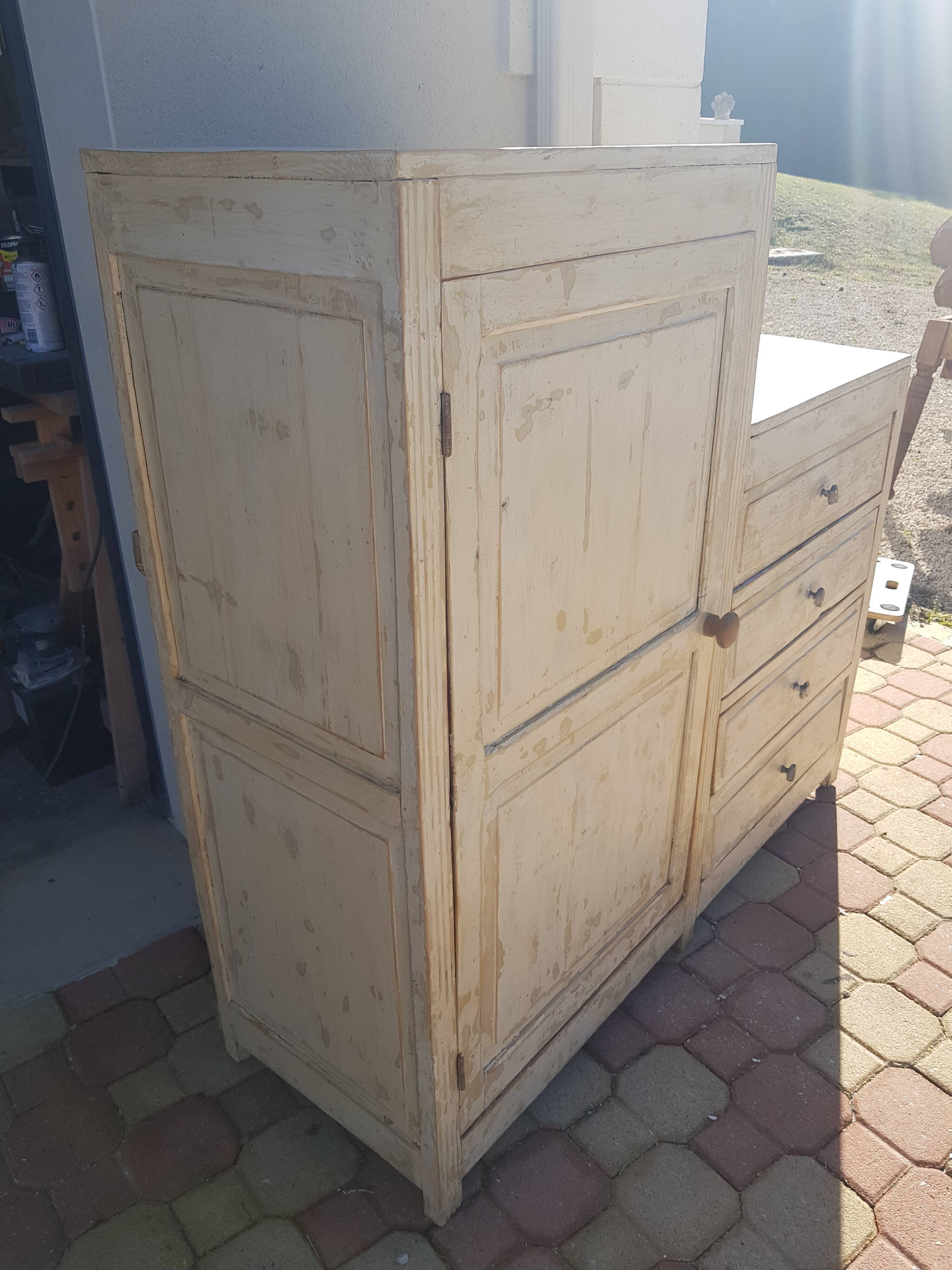 Asymmetrical vintage buffet