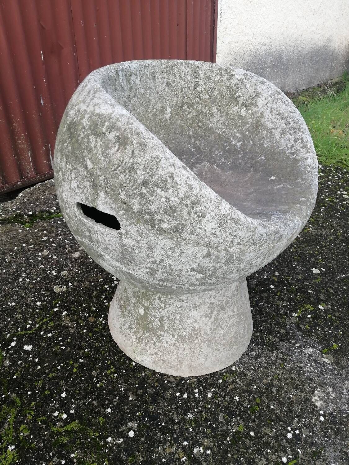 Vintage robert pansart outdoor armchair for elo in fiber cement.