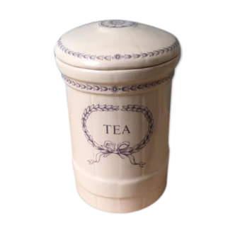 Oblong-shaped porcelain tea pot