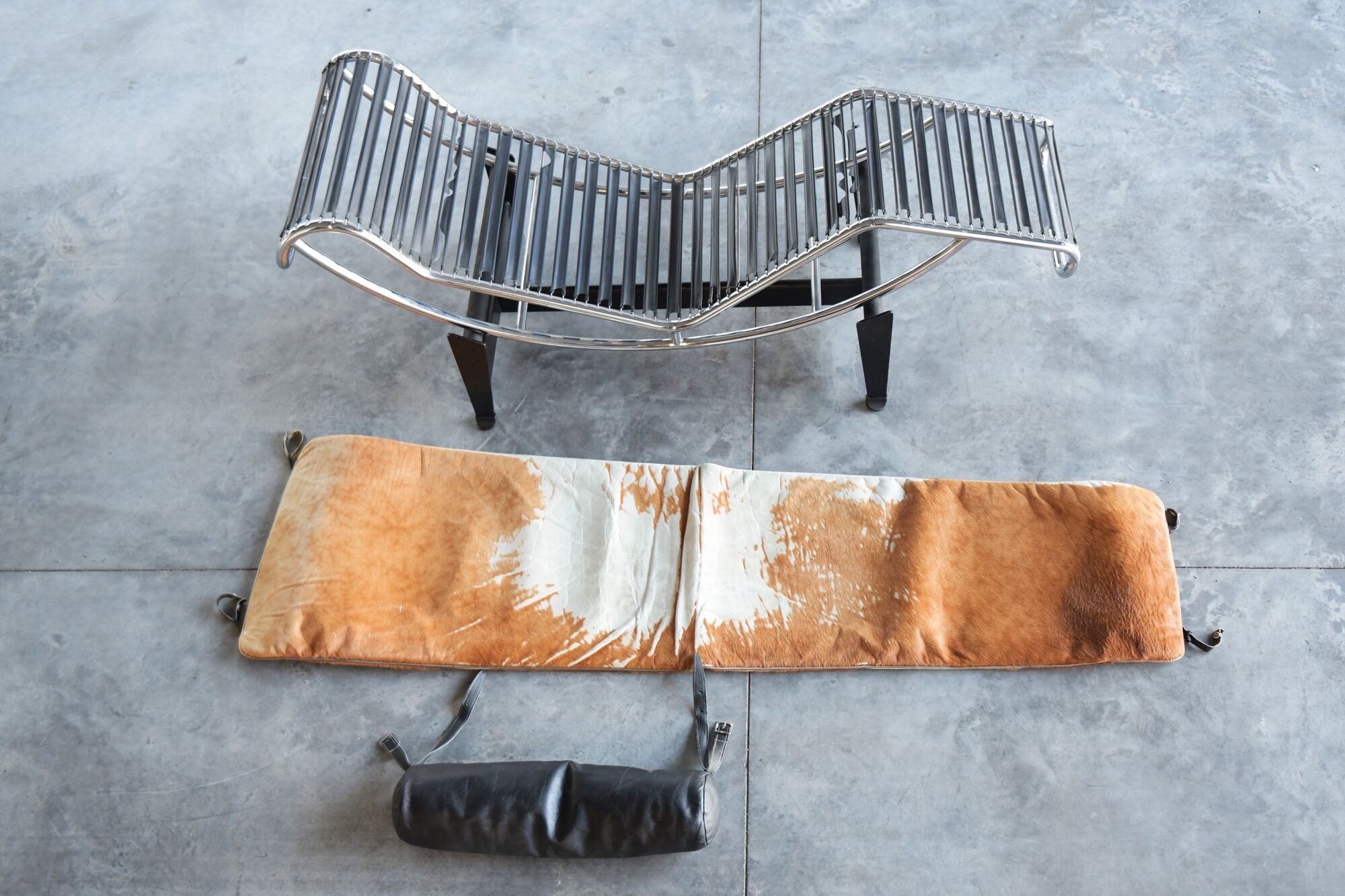 LC4 armchair by Le Corbusier Cassina edition, first edition