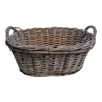 Folk art basket