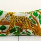 Coussin tigre Ikat