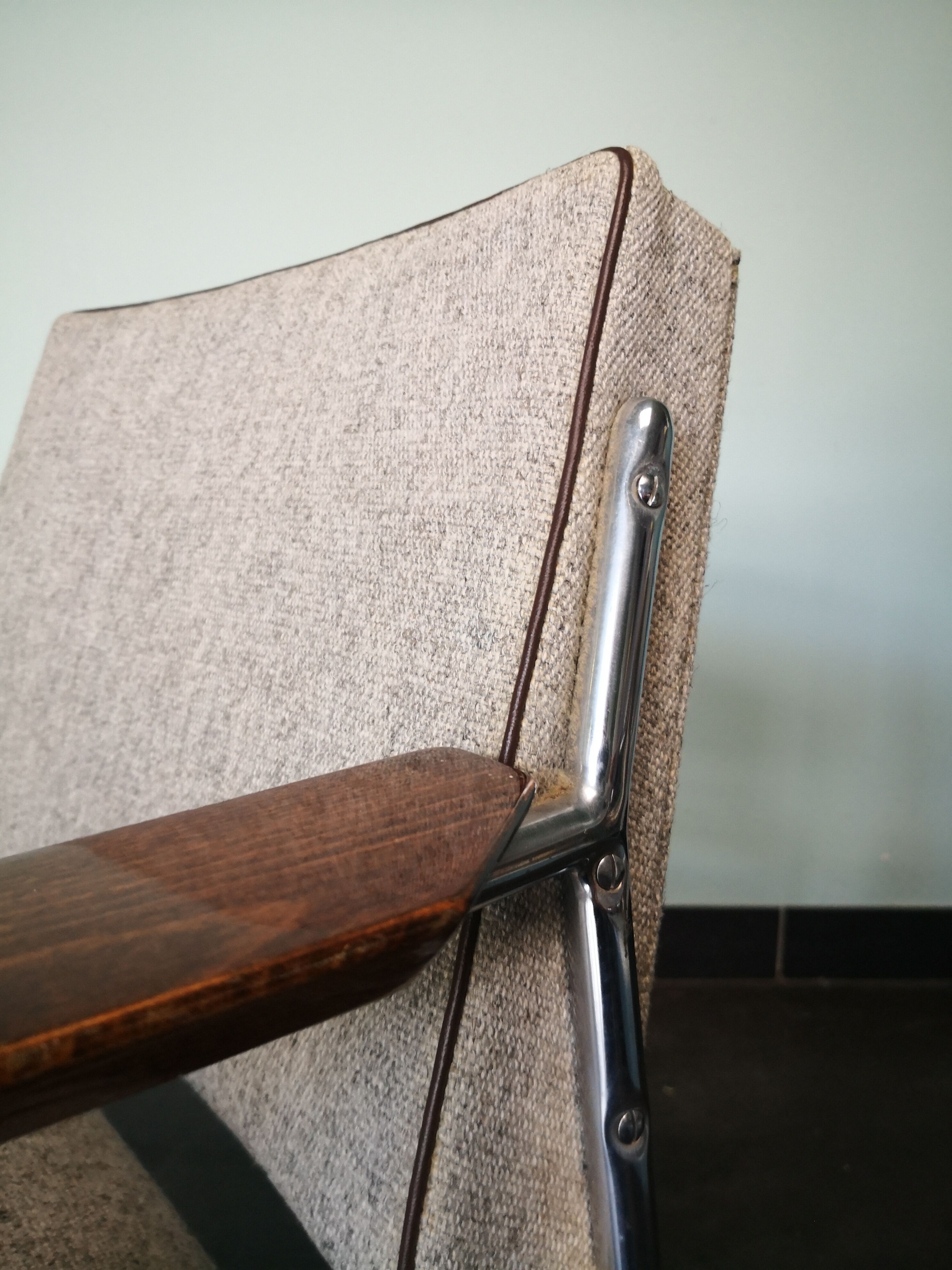 Fauteuil tchèque, 1960, métal, tissu et bois
