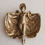 Pocket vacuum regulated