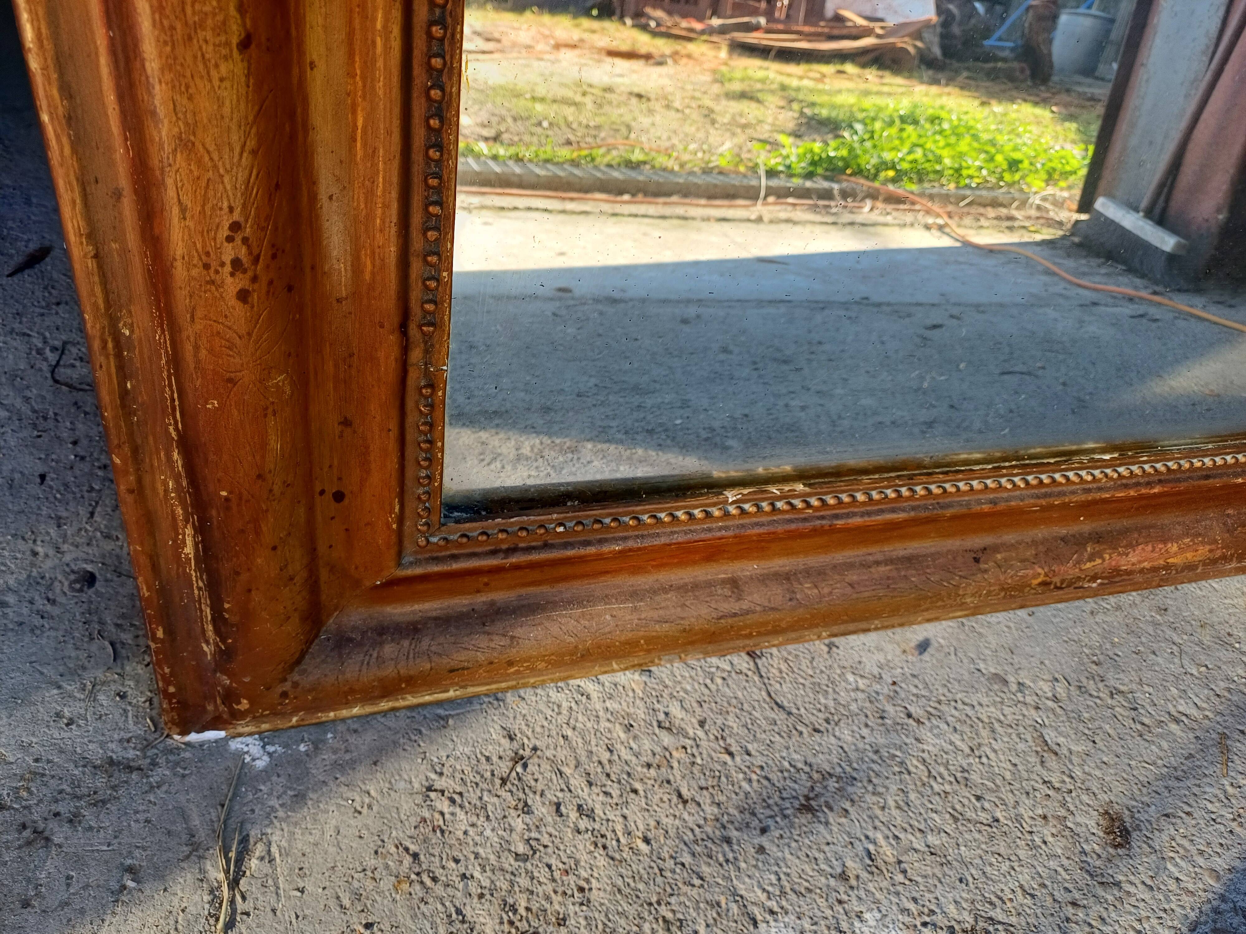 Napoleon III mirror in wood and gilded stucco