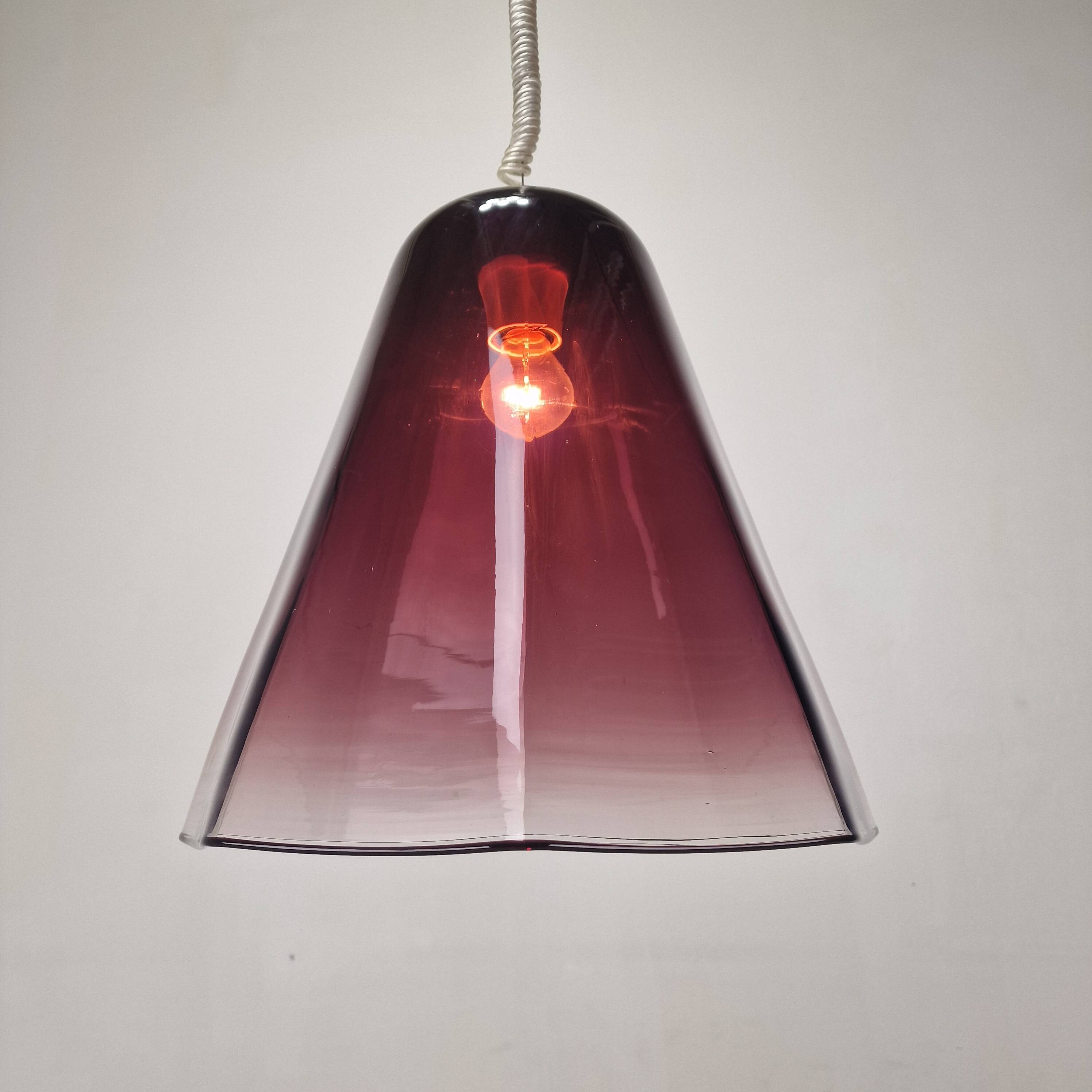 Italian Elegance – Leucos Pendant Light with Transparent Purple Murano Glas