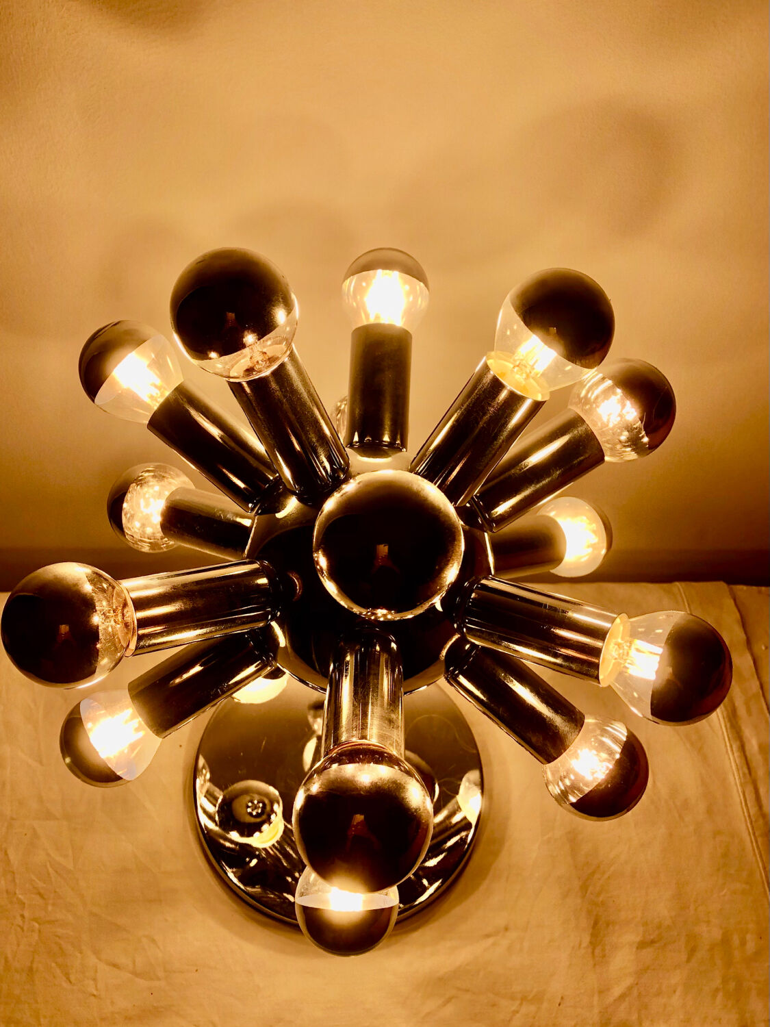 Sputnik designer table lamp