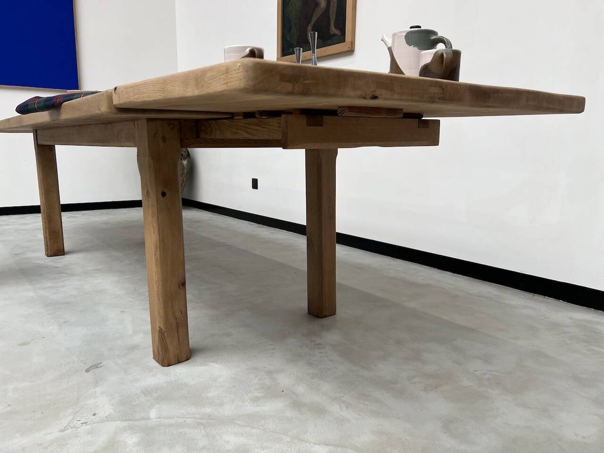 Large farm table from the 60s, in solid oak, with extensions