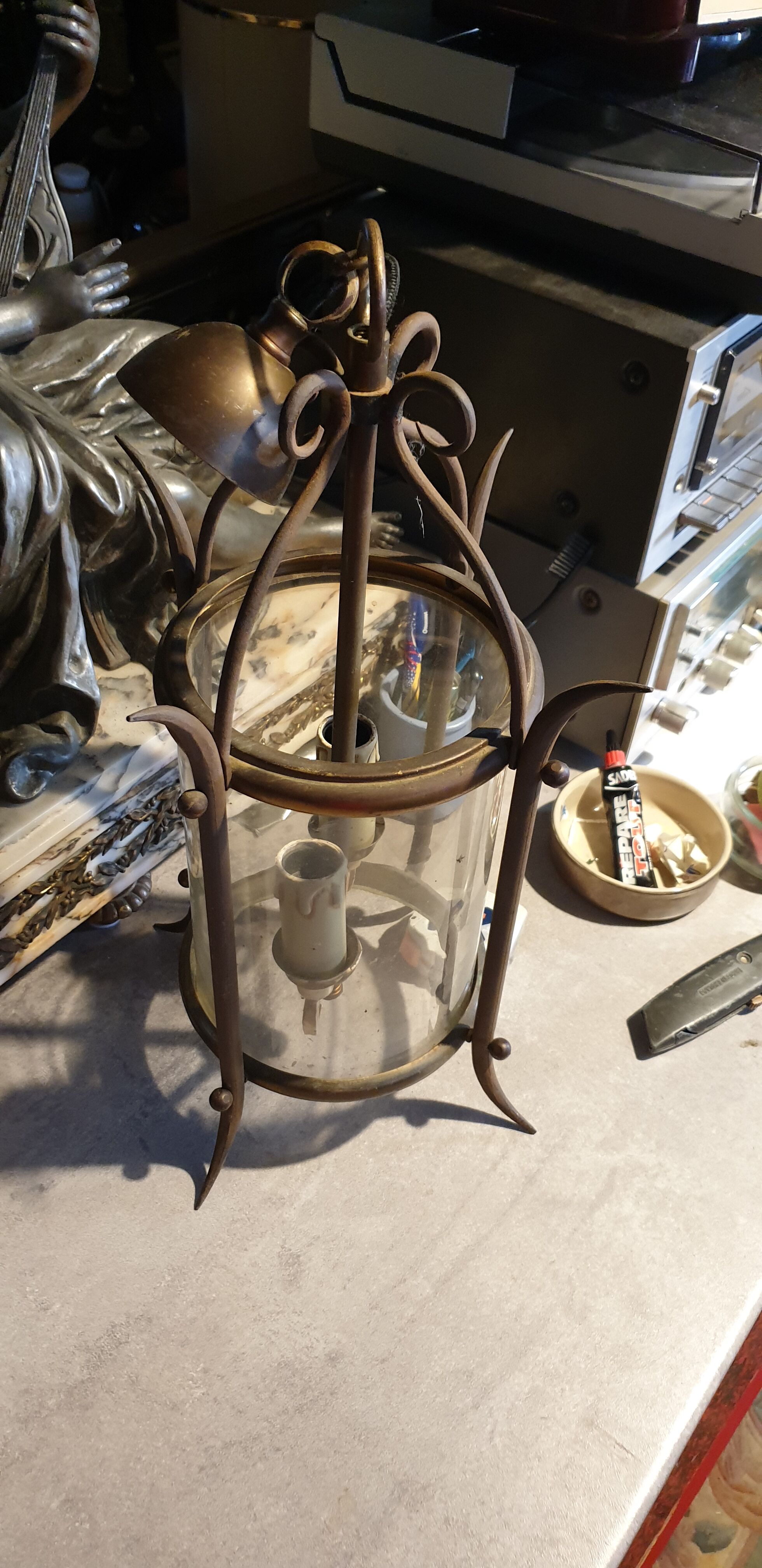 Suspension lantern cage