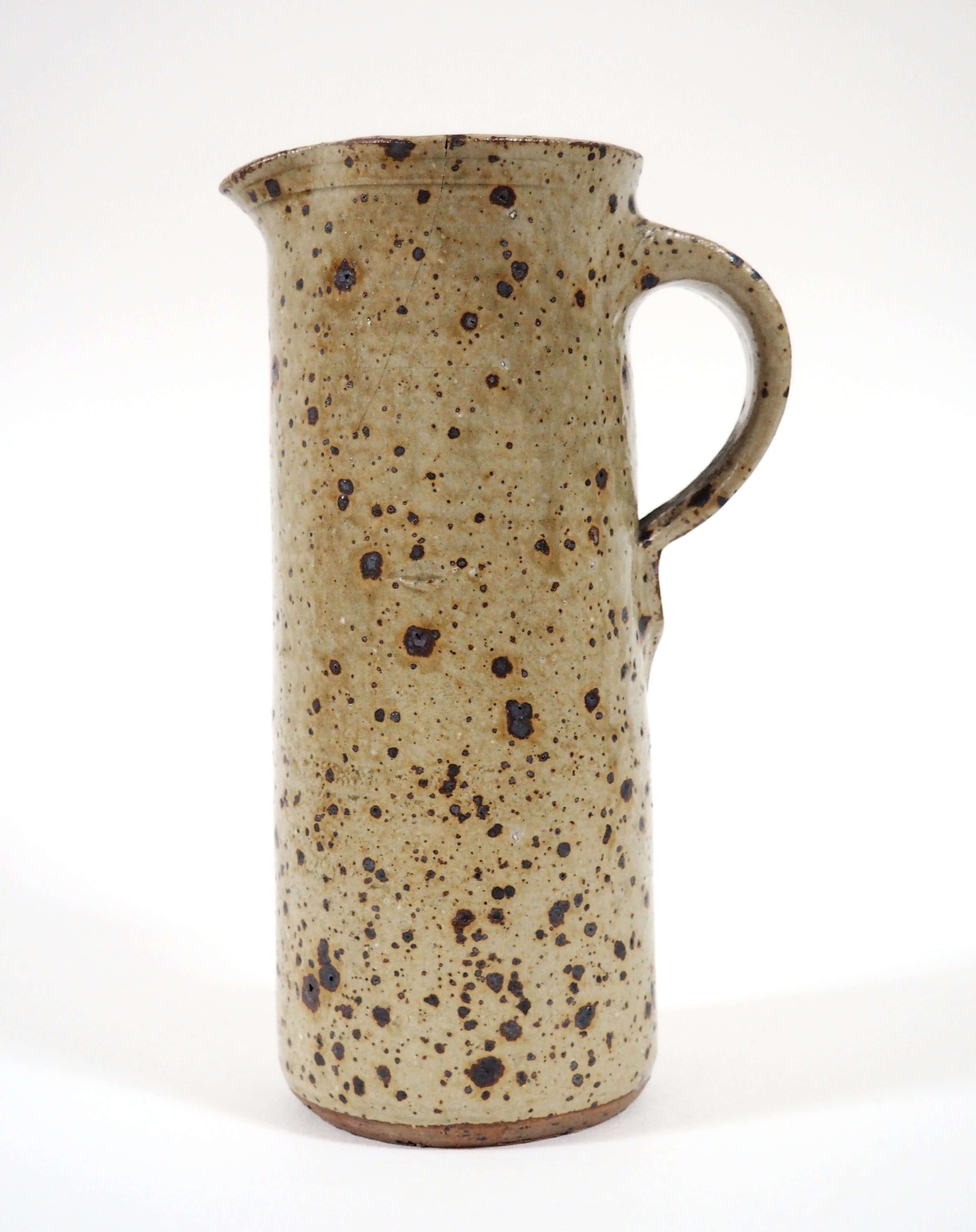 Sandstone pitcher