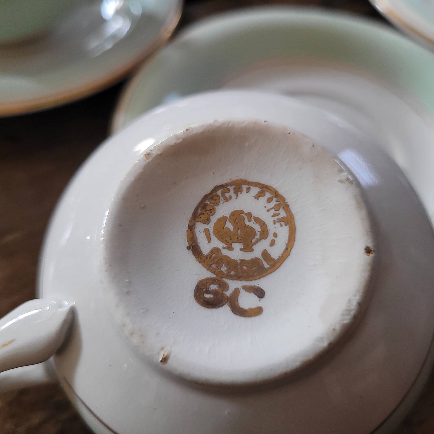 Set of 8 opaque porcelain cups – 1950s