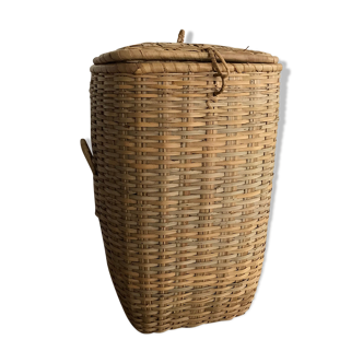 Large wicker/vintage bamboo laundry basket with lid