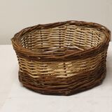 Rustic wicker pan
