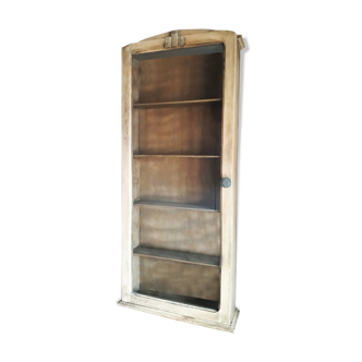 Wooden 50s showcase