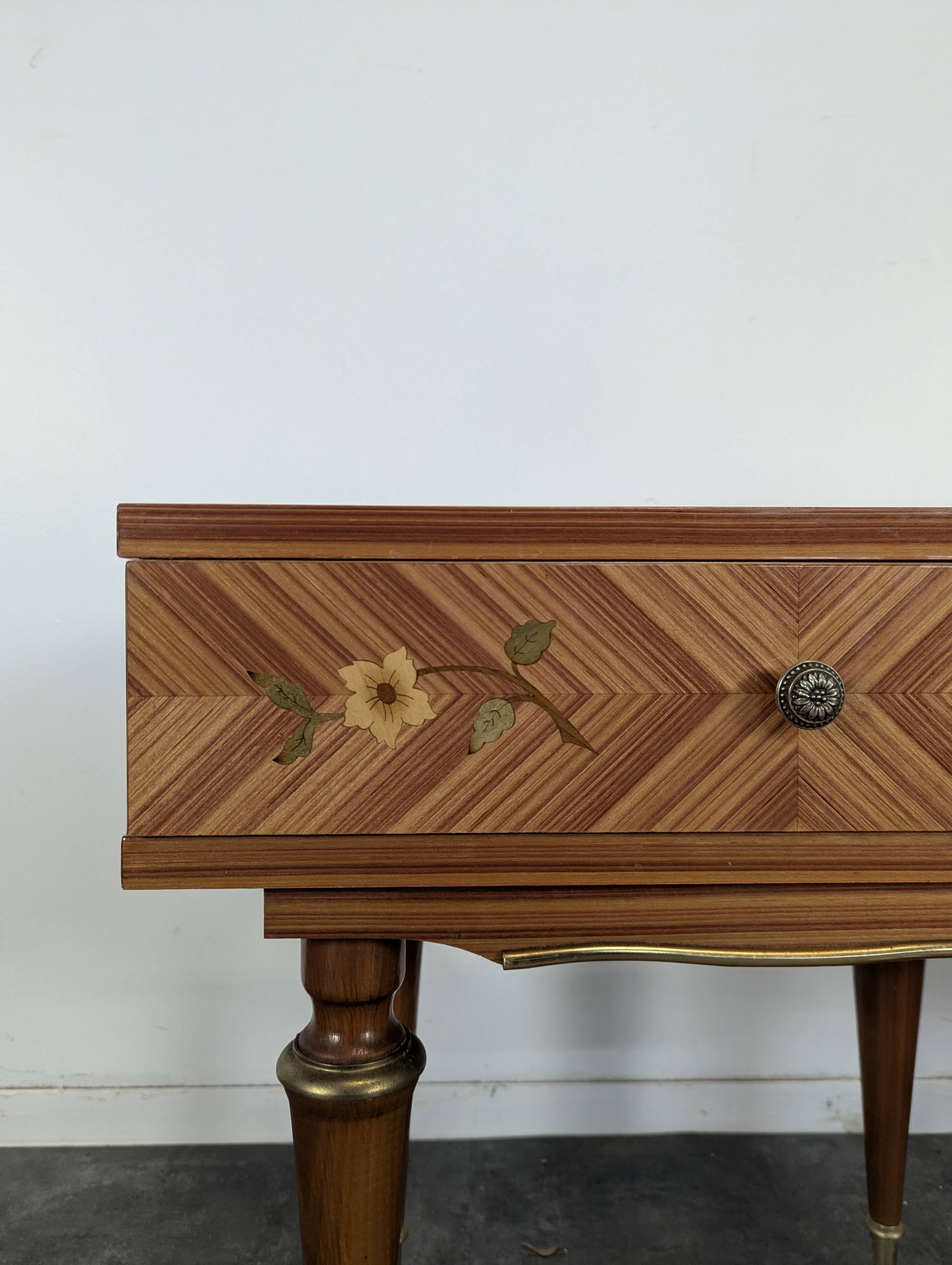 Paire de chevet en bois de rose des années 60