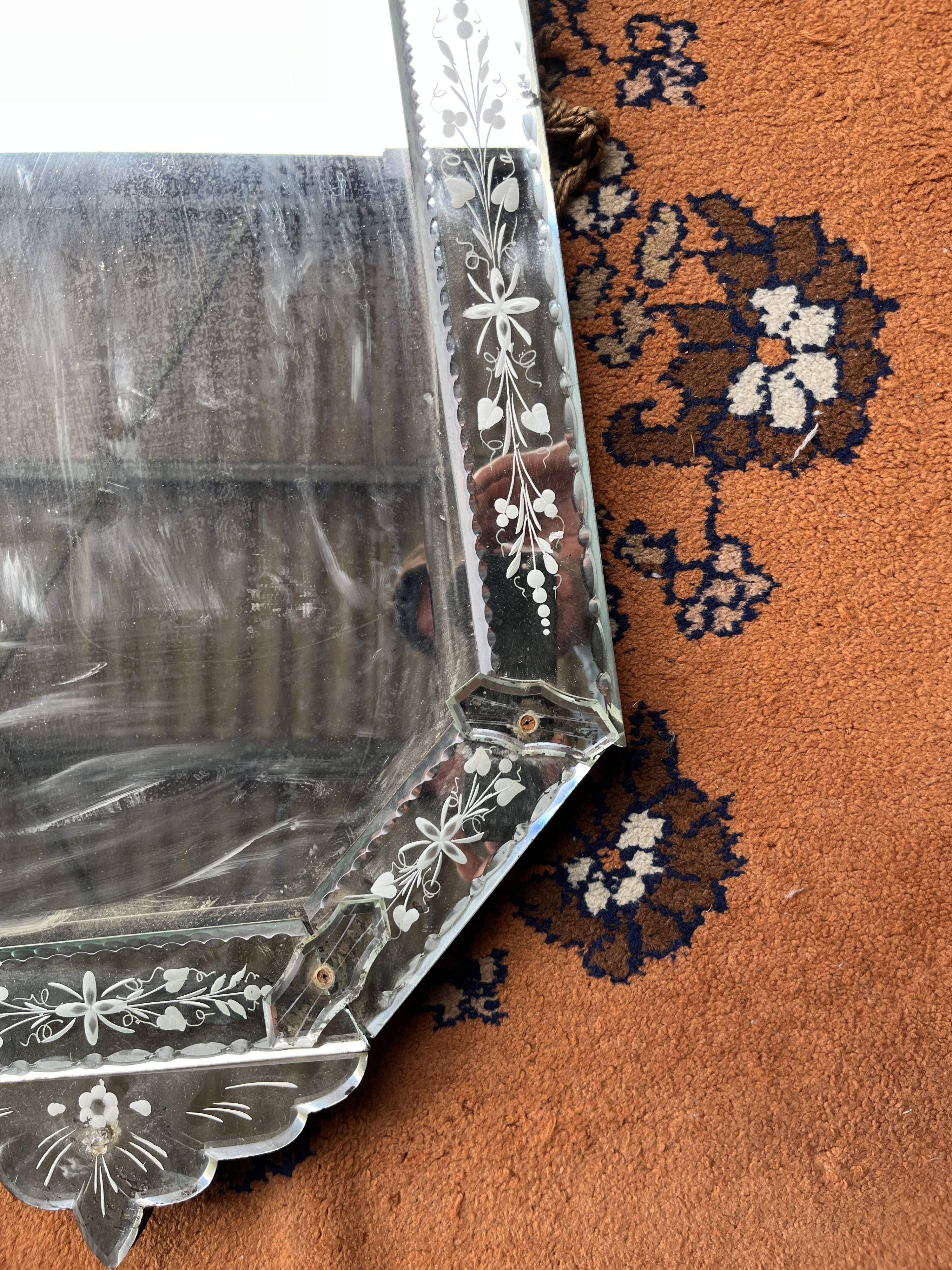 Venetian mirror 92 cm