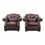 Set of two marbled cowhide leather Chesterfield armchairs in English style