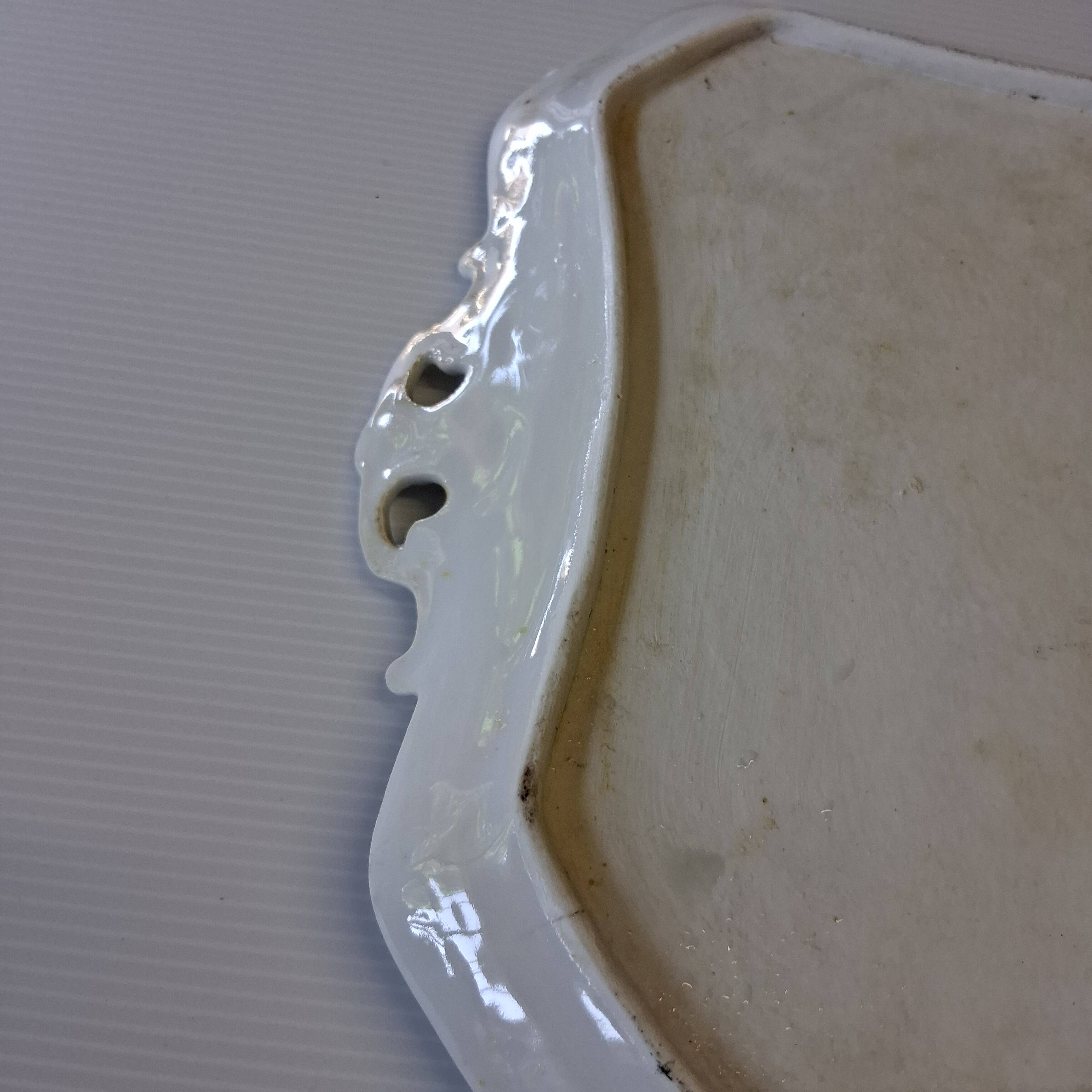 Very nice old white porcelain dish from Mehun in good condition.