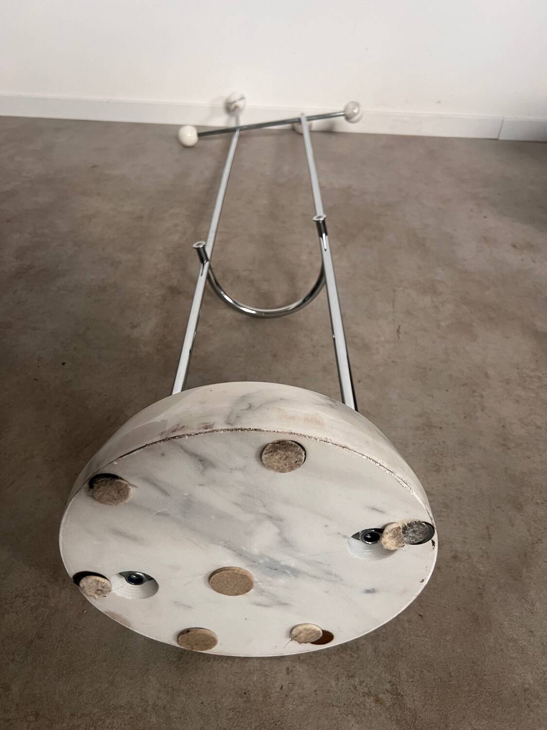 Vintage Coat Rack in Chrome and Carrara Marble Italian design 1970s