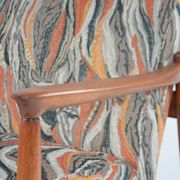 Fauteuil style scandinave à motifs terracotta