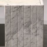 Table basse italienne en marbre en forme de larme, années 1980