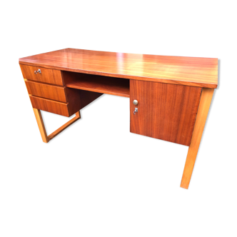 Scandinavian desk 60
